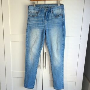 American Eagle 30×30 Outfitters Light Wash Straight Leg Jeans